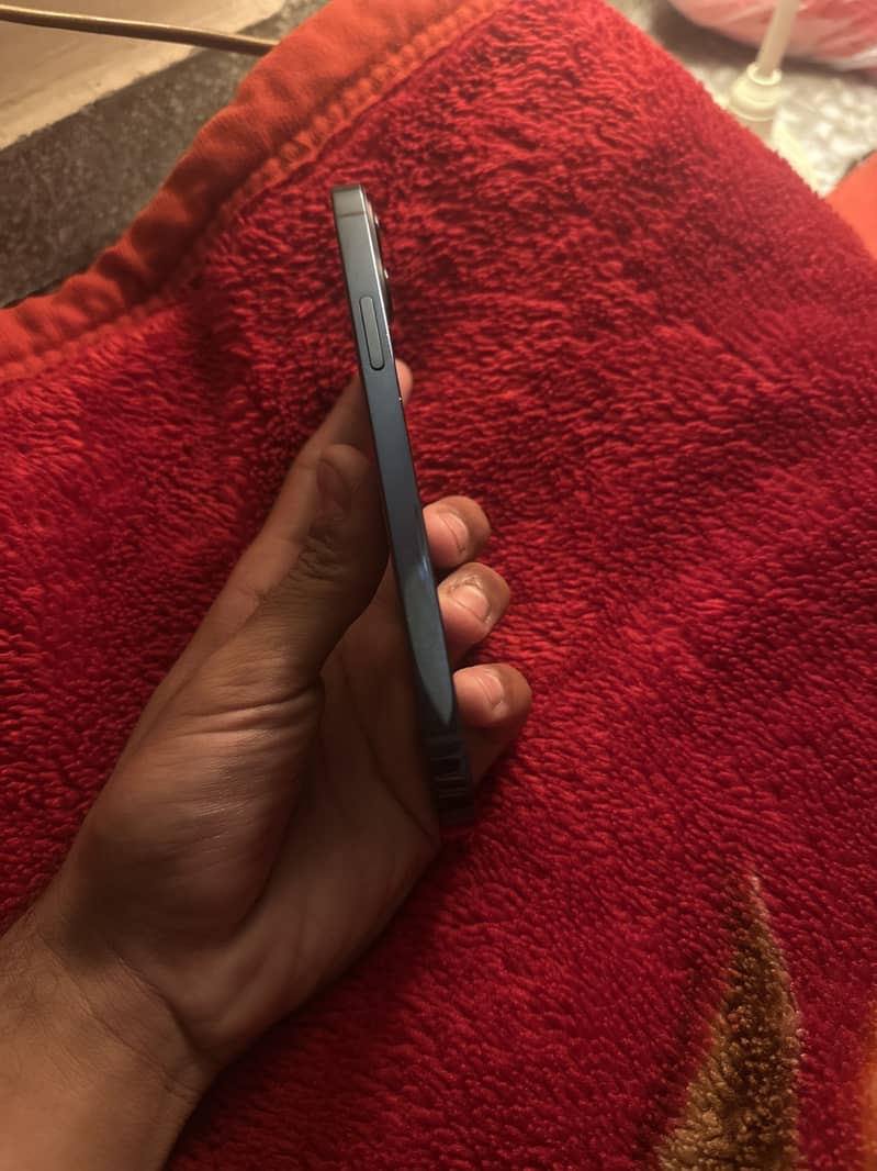 Apple iPhone 12 Pro 1