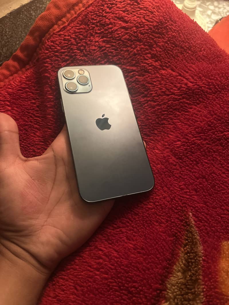 Apple iPhone 12 Pro 8