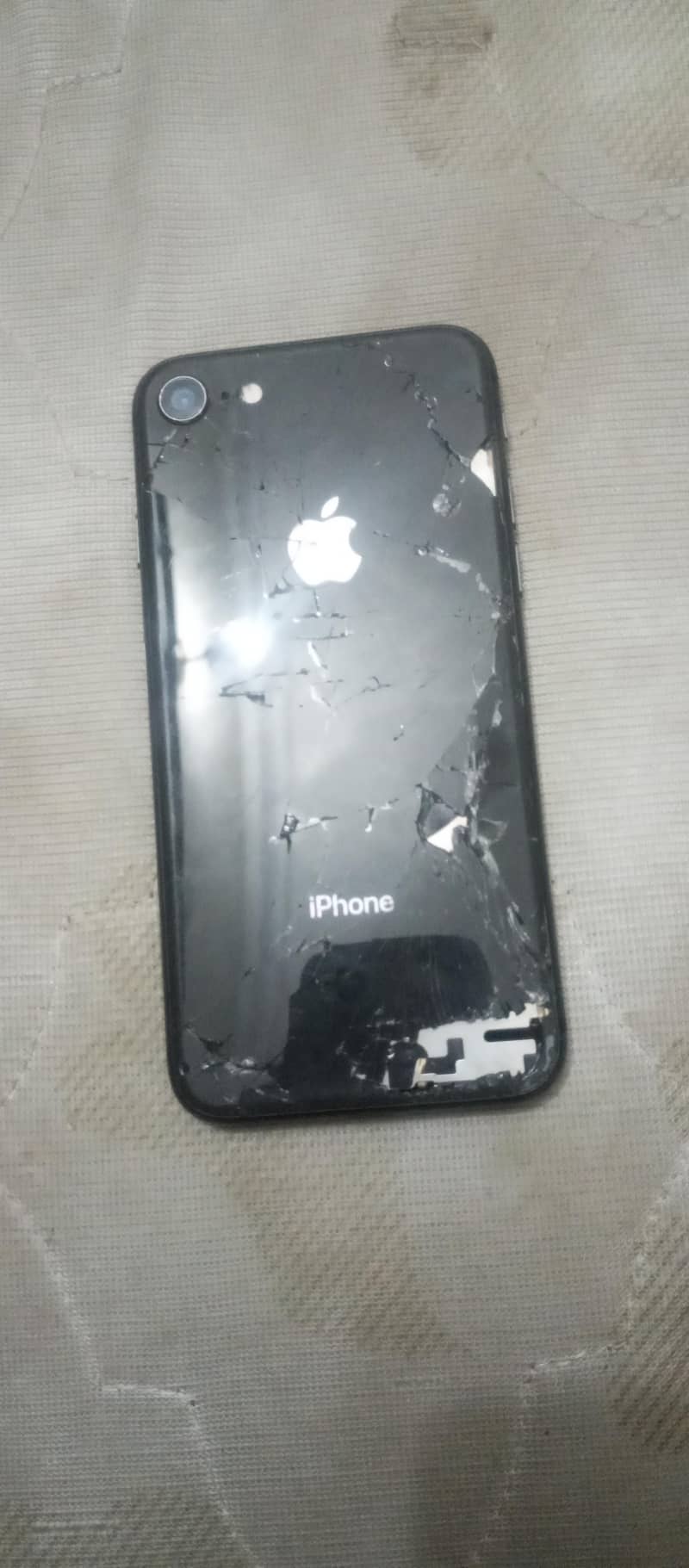 Apple iPhone 8 1