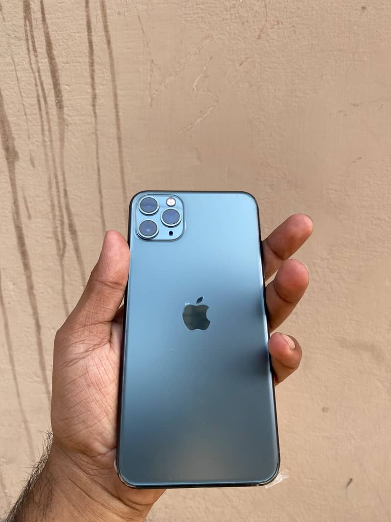 Apple iPhone 11 Pro Max 0