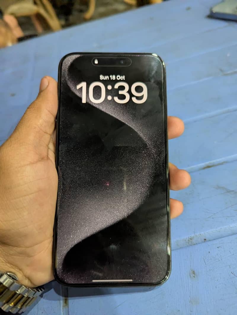 Apple iPhone 15 Pro Max 3