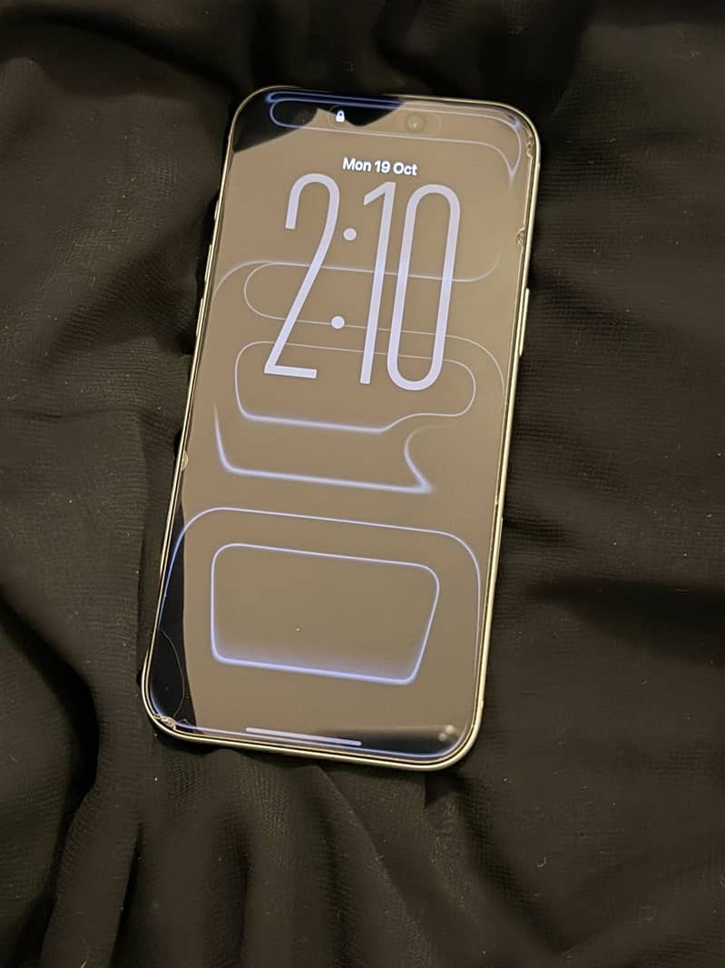 Apple iPhone 17 Pro Max 3