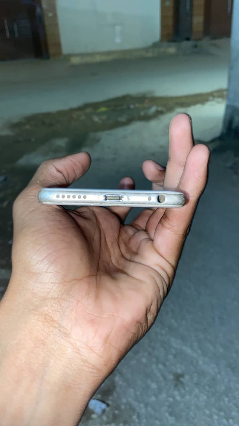 Apple iPhone 6 1