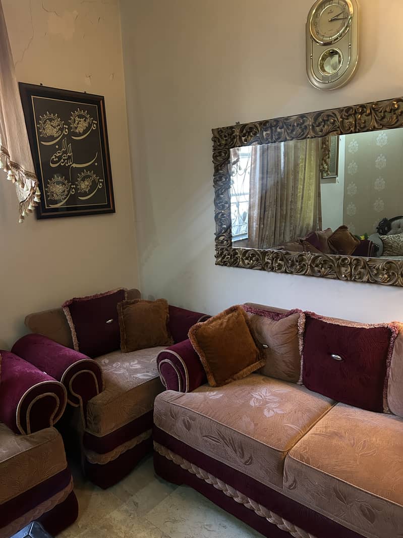 Sofa set + table 1