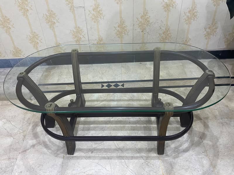 Sofa set + table 9