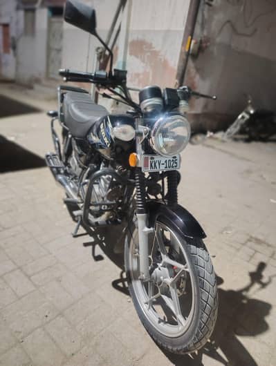Suzuki 150. GS Modil 2017
