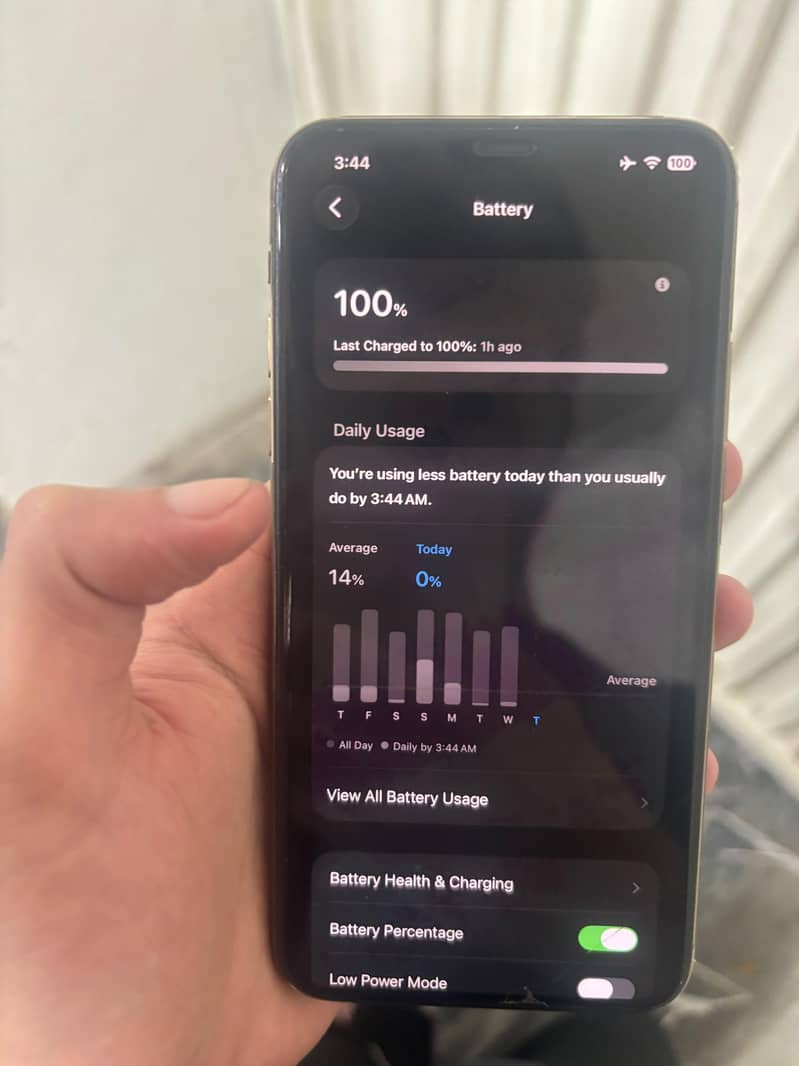 Apple iPhone 11 Pro Max 4