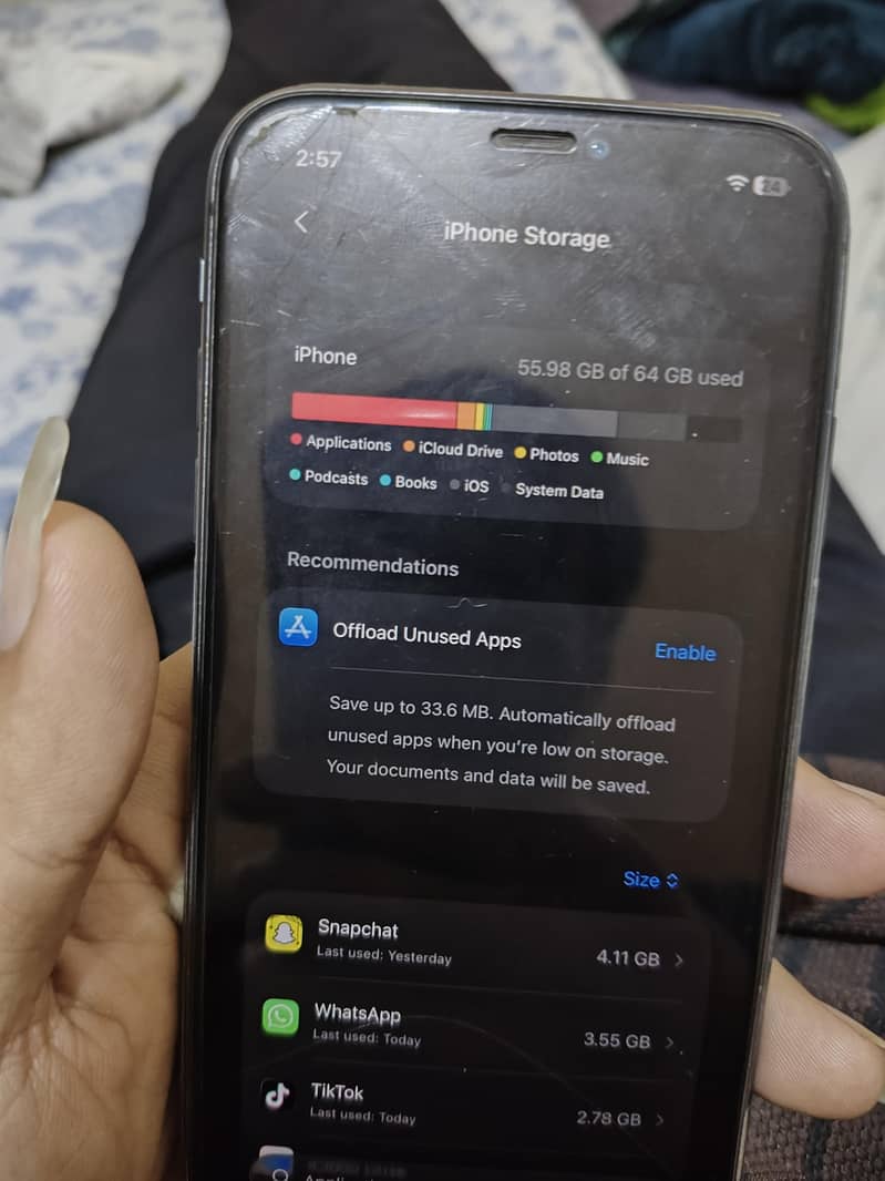 Apple iPhone 11 3