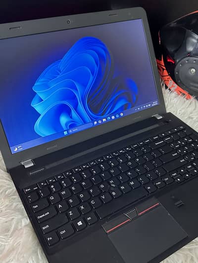 Lenovo ThinkPad E550 Laptop