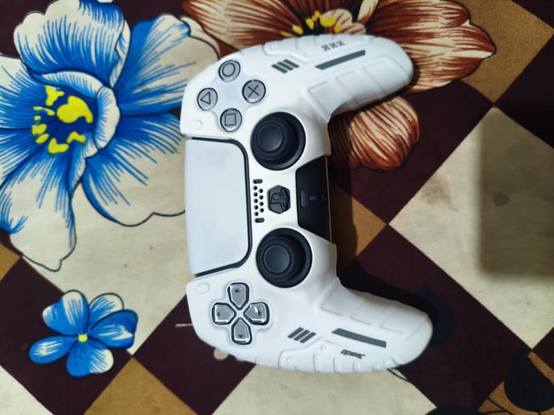 ps5 controller solicon  cover 1