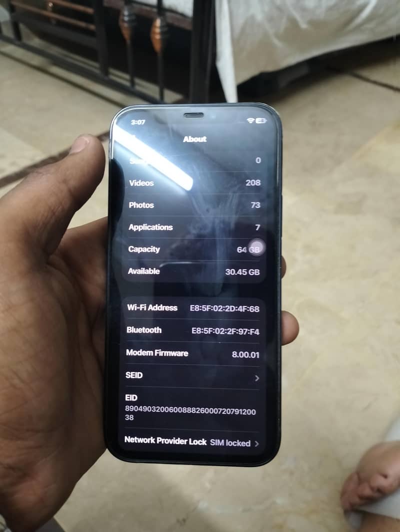 Apple iPhone 12 1