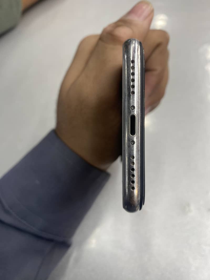 Apple iPhone X 2