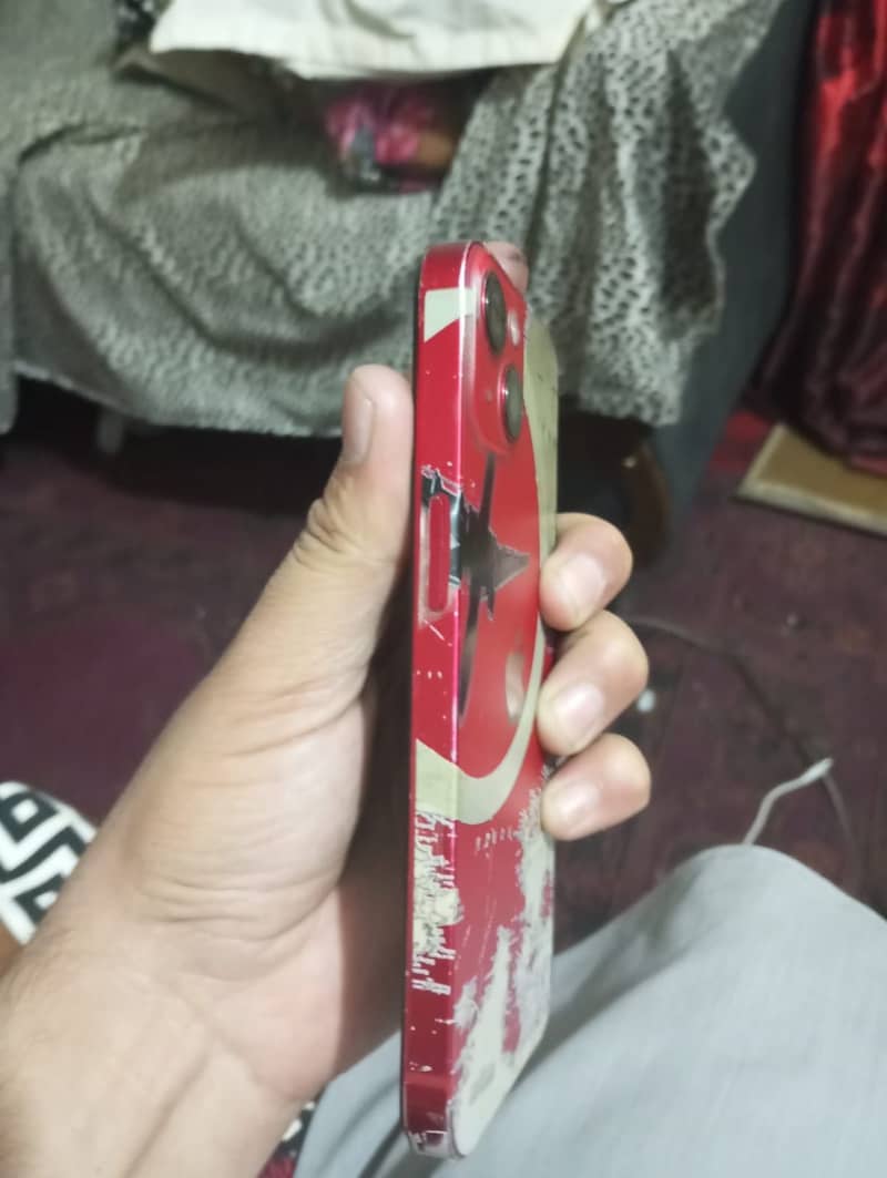 Apple iPhone 13 1