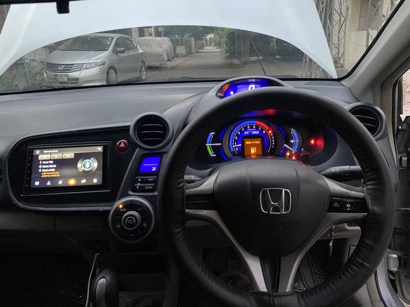 Honda inside 6