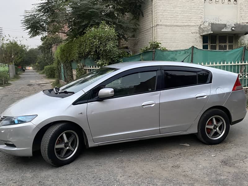 Honda inside 7