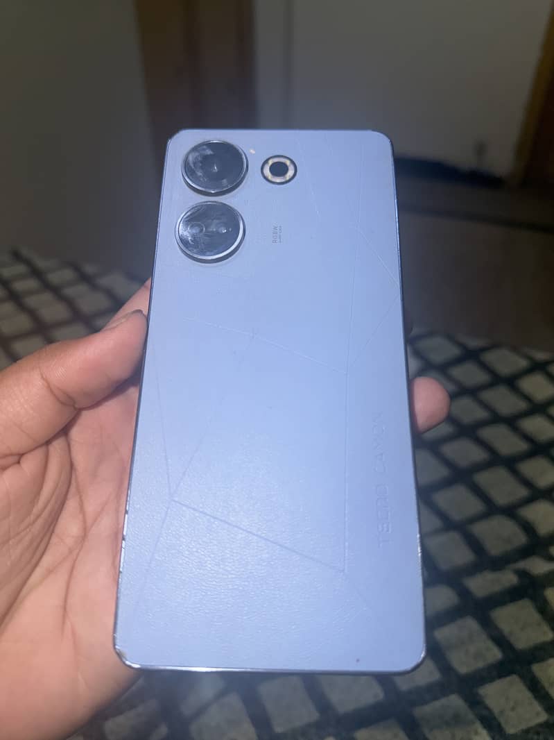 Tecno CAMON 20 1