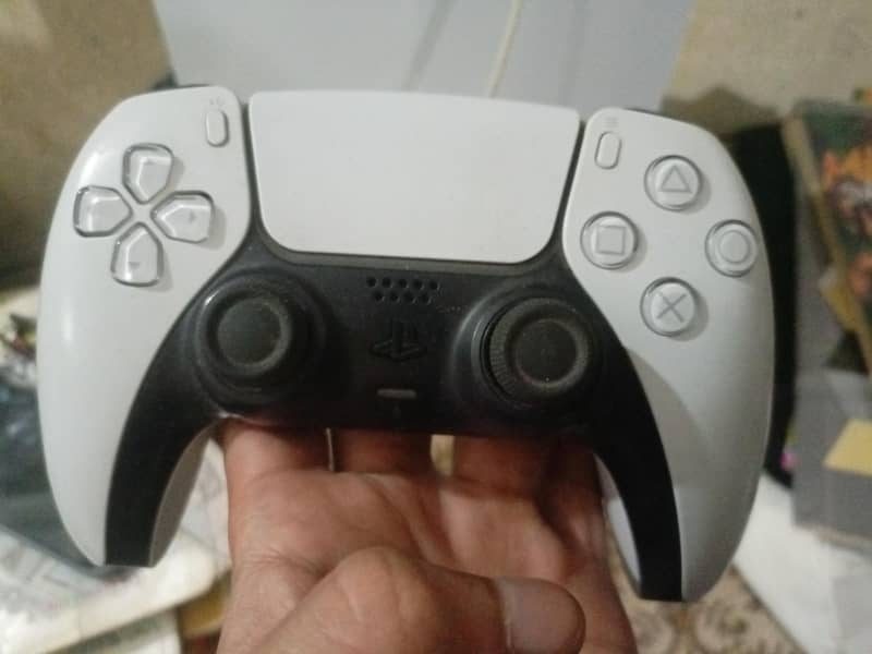 Ps5 white controller 0