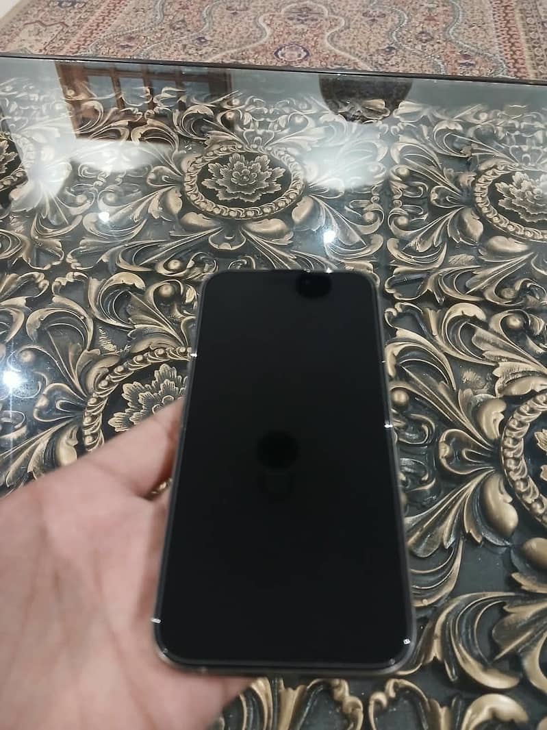 Apple iPhone 15 Pro JV 3