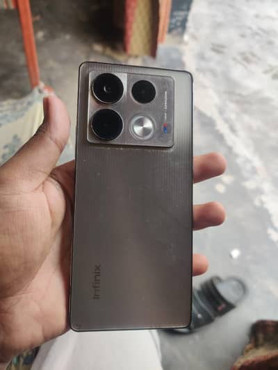 Infinix Note 40