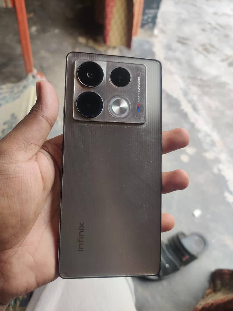 Infinix Note 40 0