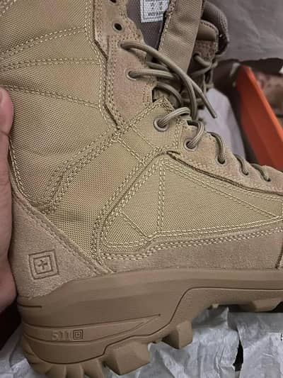 brand new 5.11 boots