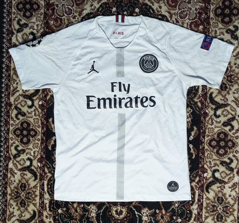 thirfted jerseys 0