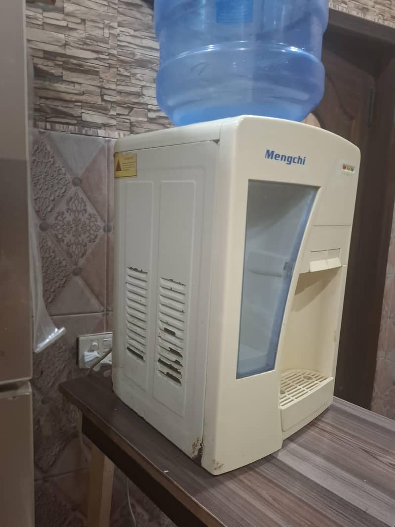 dispenser 2