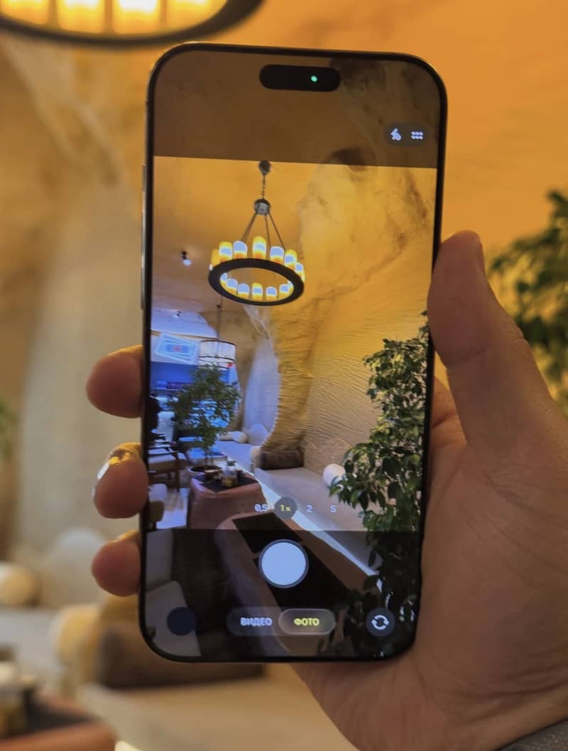 Apple iPhone 16 Pro Max 6