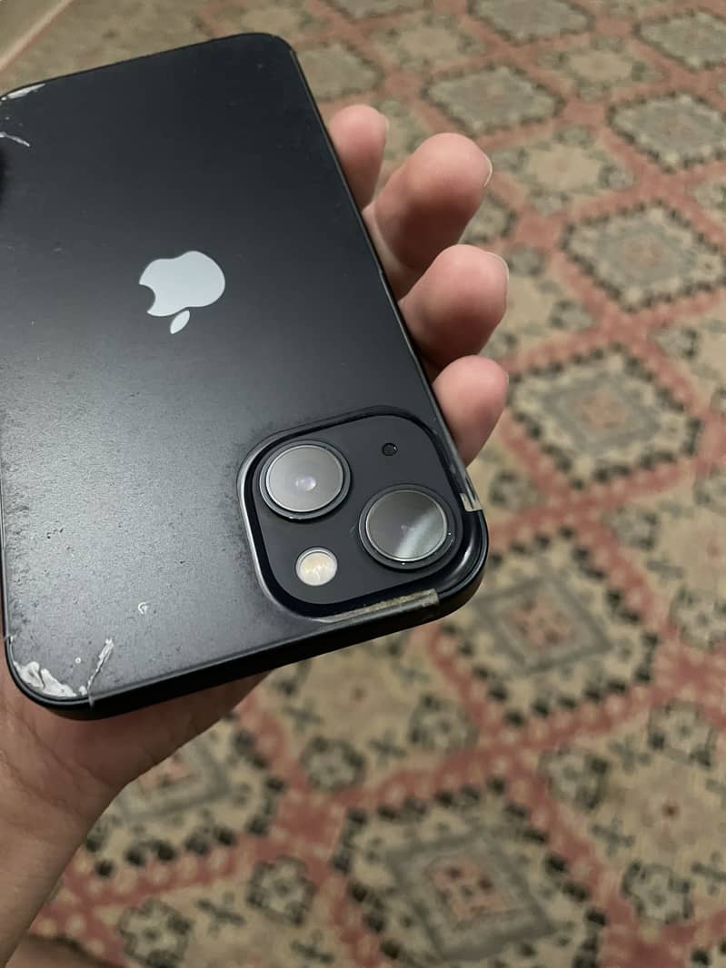 Apple iPhone 13 0