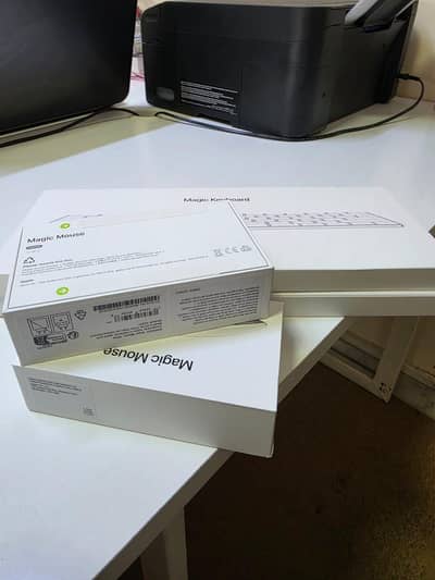 Apple Magic Keyboard/ Mouse new modal Type C