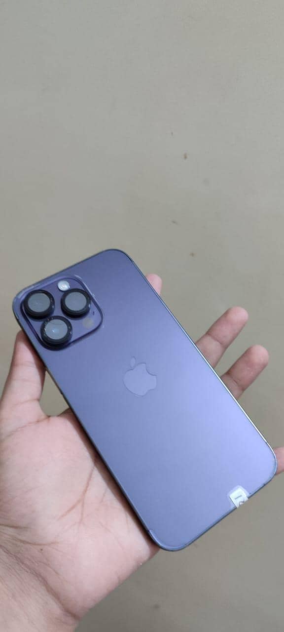 Apple iPhone 14 Pro Max 0