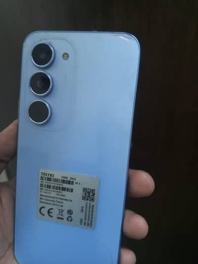 Tecno Spark 40pro 8+8 extended ram 64gb room