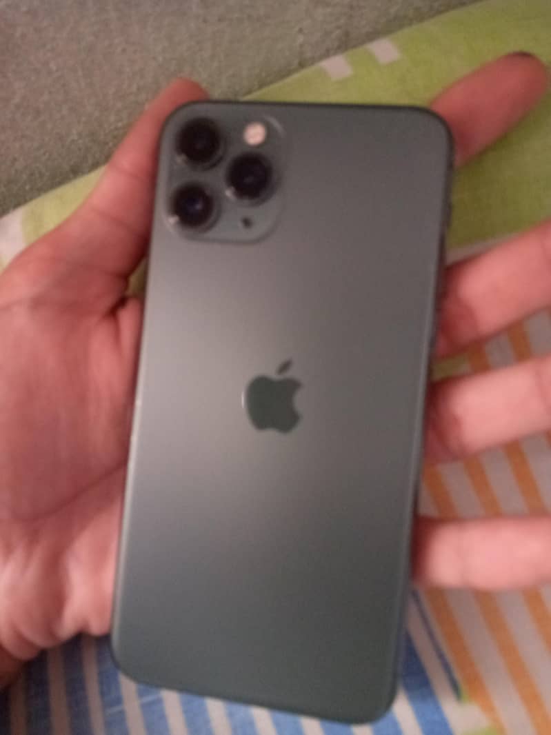 Apple iPhone 11 Pro 3