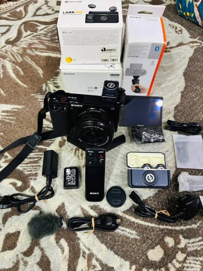 Zv E10 Sony & Lark M2 mic(No Type C) & Wireless mini  tripod