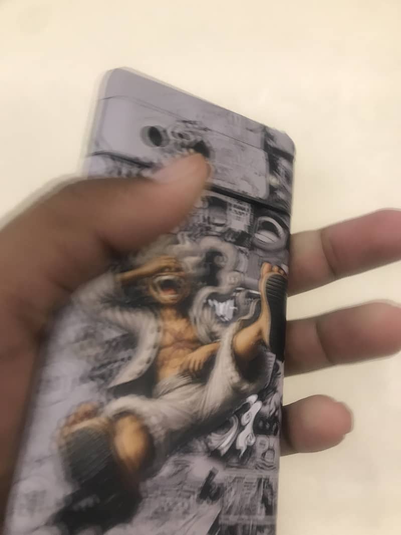 Google Pixel 7 4