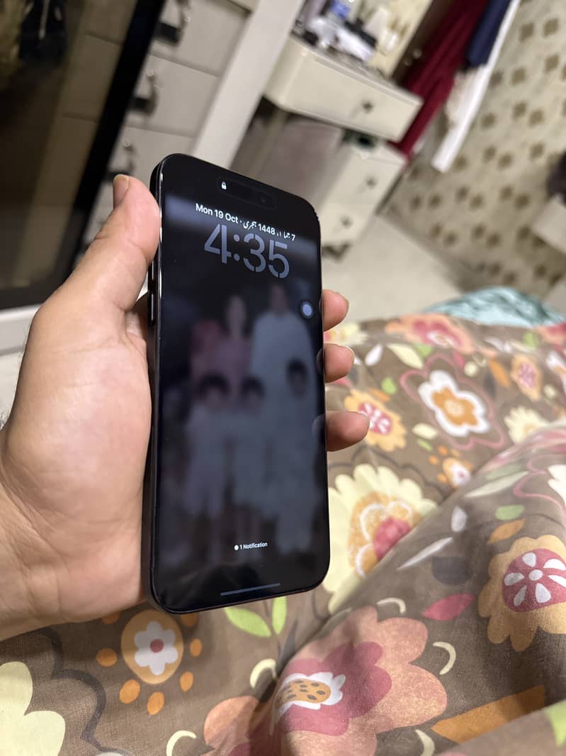 Apple iPhone 15 Pro Max 3