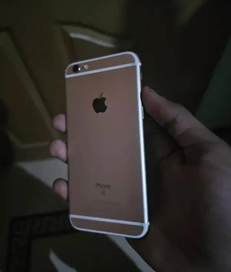 Apple iPhone 6S 0