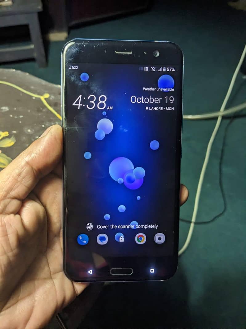 HTC U11 0