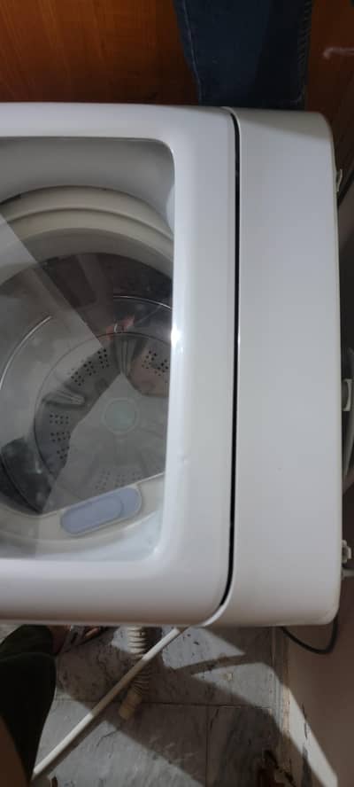 Samsung fully automatic washing machine is up for sale
