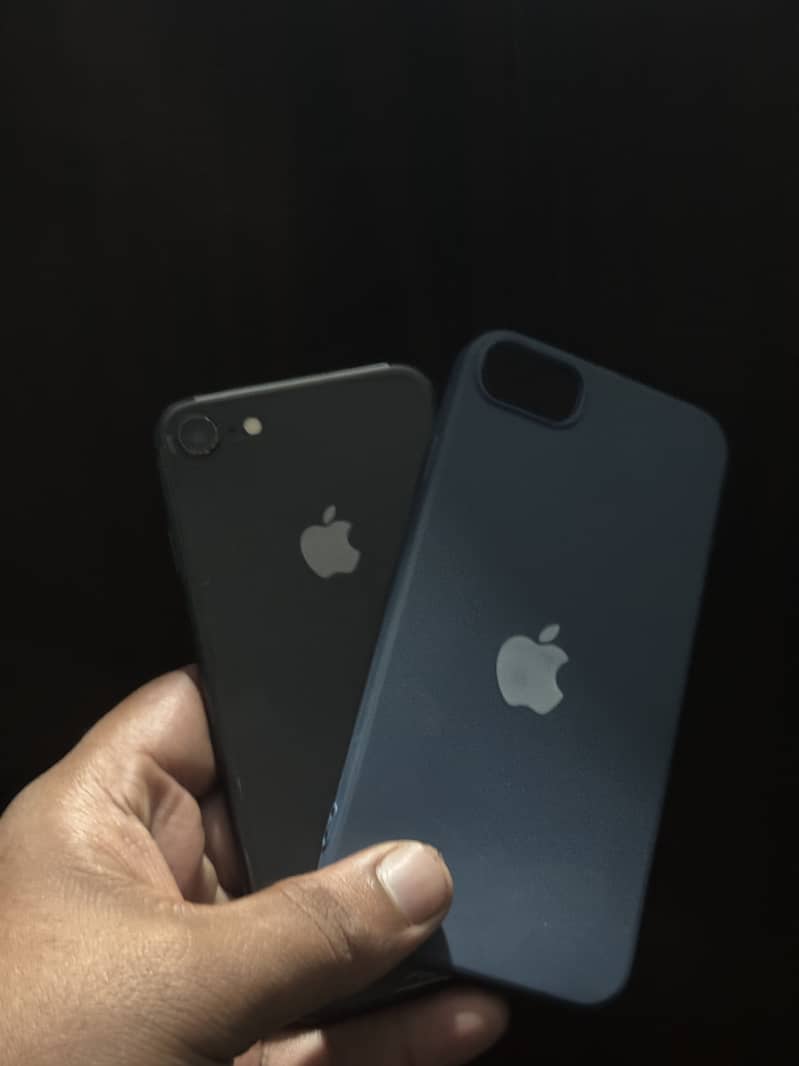 Apple iPhone 8 0