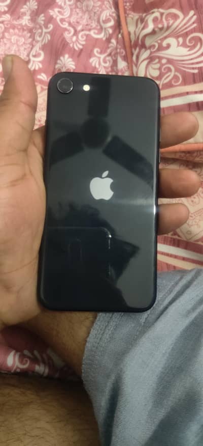 Apple iPhone SE
