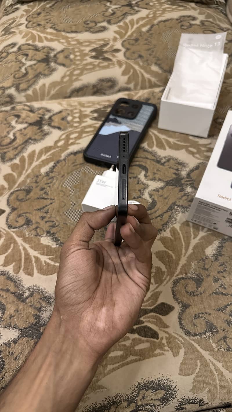 Xiaomi Redmi Note 13 7