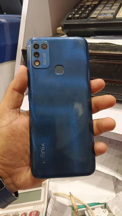Infinix Hot 11 Play