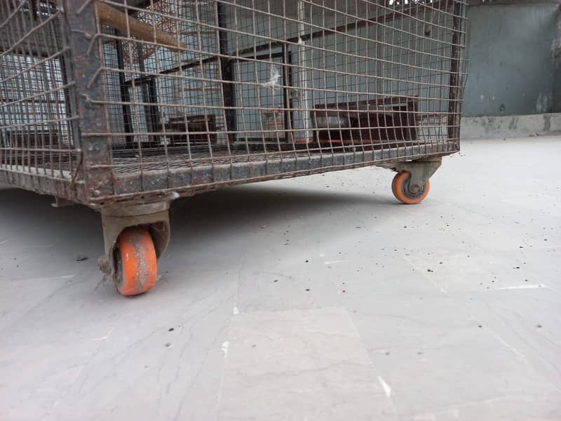 cage for birds 0