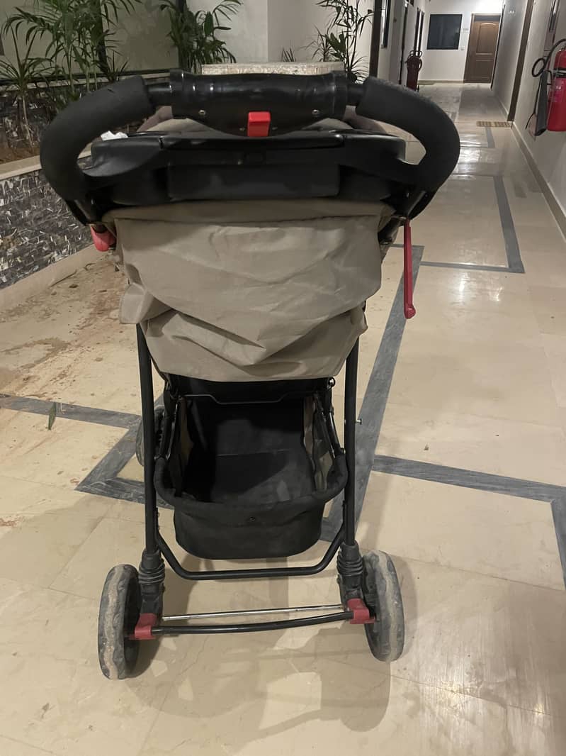 Juniors pram/stroller 1