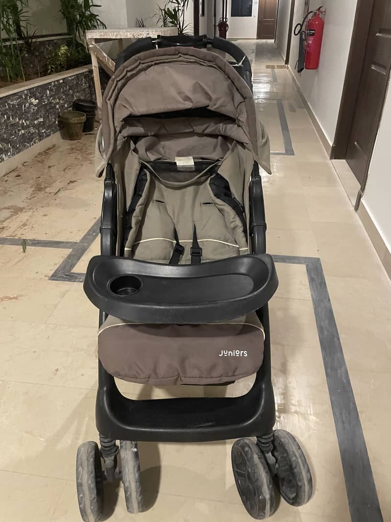 Juniors pram/stroller 2