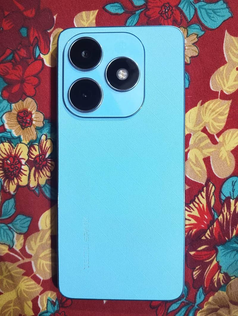 Tecno Spark 20 1