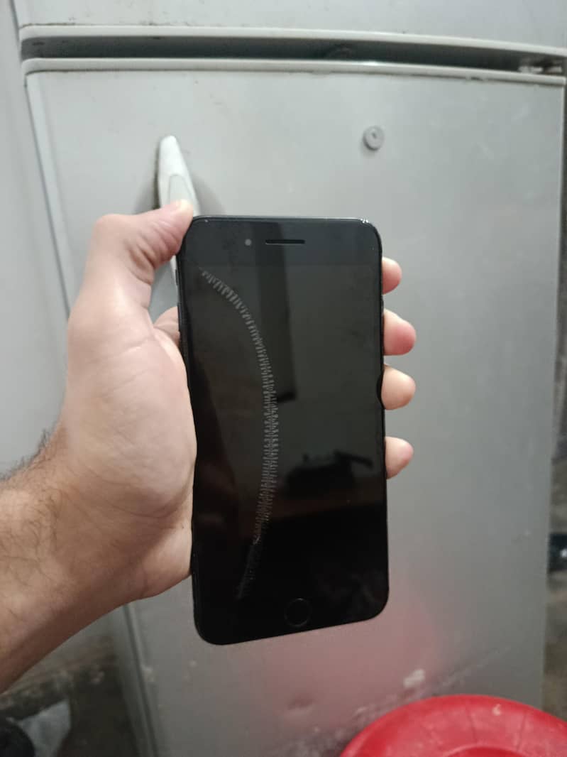Apple iPhone 7 Plus 1