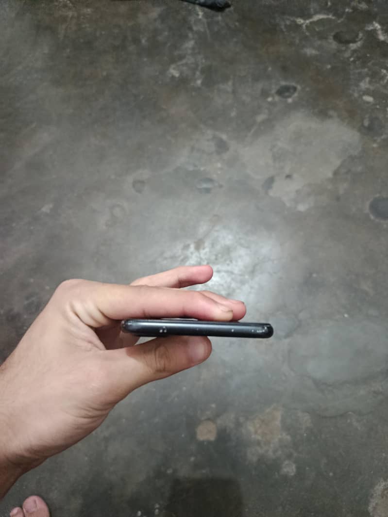 Apple iPhone 7 Plus 5