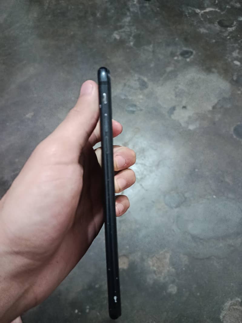 Apple iPhone 7 Plus 7